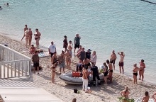 Λευκάδα: 43χρονη τουρίστρια έχασε τη ζωή της ενώ έκανε παραπέντε