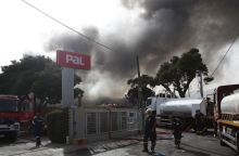 πυροσβεστες, φωτια, εργοστασιο