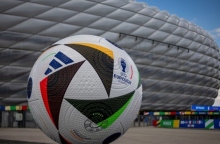 μπαλα ποδοσφαιρου, γηπεδο