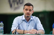 Ο Δήμαρχος Αθηναίων, Χάρης Δούκας