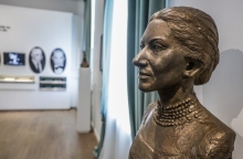 προτομη της Μαριας Κάλλας