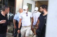 Ύδρα: «Ήμουν στην καμπίνα, όταν ξέσπασε η φωτιά, δεν ξέρω ποιος την προκάλεσε» λέει ο καπετάνιος της θαλαμηγού 