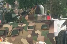 Κινήσεις τανκς κοντά στο Προεδρικό Μέγαρο 