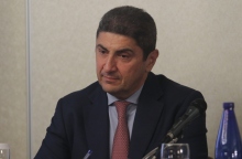 ο Λευτέρη Αυγενάκη