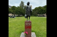 άγαλμα της Άννας Φρανκ