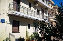 Aμφιλοχία: «Ελα, αλλιώς θα τη σκοτώσω» - Eκβίαζε την πρώην σύζυγο ότι θα σκοτώσει την κόρη τους