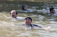 Αν Ινταλγκό: Βούτηξε στον Σηκουάνα η δήμαρχος Παρισιού