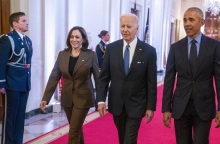 NBC: Ο Μπάρακ Ομπάμα θα ανακοινώσει σύντομα τη στήριξή του στην Κάμαλα Χάρις