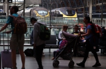 επιβατες, σιδηροδρομικος σταθμος