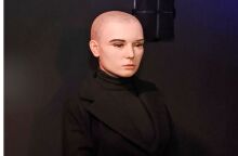 Σινέντ Ο' Κόνορ: Το κέρινο ομοίωμα της αποσύρθηκε από το μουσείο του Δουβλίνου μετά από αντιδράσεις