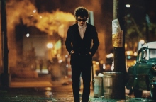 Ο Timothée Chalamet ως Bob Dylan