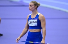 Η Ελίνα Τζένγκο