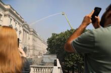 Somerset House: Σώθηκε από την πυρκαγιά το εμβληματικό κτίριο του Λονδίνου