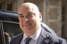 Ναυάγιο στη Σικελία: Ανασύρθηκαν νεκροί ο μεγιστάνας Μάικ Λιντς και η 18χρονη κόρη του