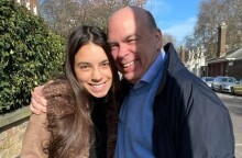 Σε κατάσταση σοκ η οικογένεια Λιντς μετά το χαμό του Μάικ και της Χάνα