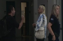 Ένταση ανάμεσα στον πατέρα του 19χρονου που σκοτώθηκε στο λούνα παρκ και τη δήμαρχο Κασσάνδρας