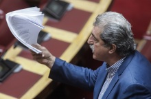 Παύλος Πολάκης για Αθηνά Λινού: Να δούμε ποιο κόμμα θα σε μαζέψει με την κλεμμένη έδρα του ΣΥΡΙΖΑ