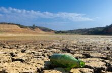 «Στέρεψε» η τεχνητή λίμνη του Κάτω Σχολαρίου παραπέμποντας σε εικόνα ερήμου