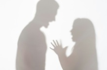 Ο 19χρονος καταγγέλλει την πρώην σύντροφό του για βιασμό - Εκείνη το διαψεύδει