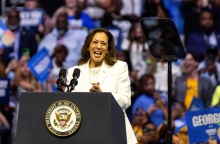 H υποψήφια των Δημοκρατικών για την προεδρία των ΗΠΑ, Κάμαλα Χάρις