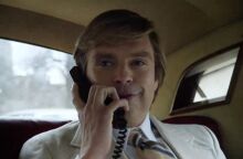 Tραμπ: Ο ηθοποιός Σεμπάστιαν Σταν τον υποδύεται στην ταινία «The Apprentice