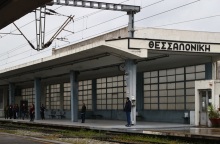 Θεσσαλονίκη: Στο αυτόφωρο ο 64χρονος που βιντεοσκοπούσε το στήθος 18χρονης επιβάτιδας τρένου