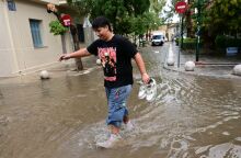 Κακοκαιρία Atena: Άνοιξαν οι ουρανοί για λίγη ώρα στην Αττική
