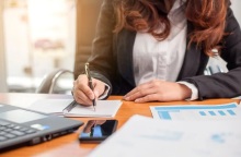 δημοσιος υπαλληλος