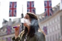 Βρετανία: Η κυβέρνηση θα απαγορεύσει τα ηλεκτρονικά τσιγάρα μιας χρήσης - Το μέτρο τίθεται σε ισχύ τον Ιούνιο του 2025 - Επιβαρύνουν το περιβάλλον και την υγεία