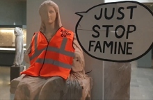 αγαλμα, ακτιβιστες