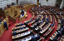 Φορολογικό νομοσχέδιο: 12 μειώσεις φόρων, κίνητρα σε επιχειρήσεις και μεταρρυθμίσεις στη νομοθεσία