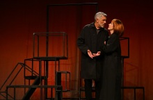 Ο Σταύρος Ζαλμάς και η Πέμη Ζούνη πρωταγωνιστούν στη Φθινοπωρινή Ιστορία