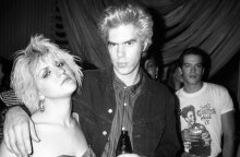 4 Οκτωβρίου 1986, Η Κόρτνεϊ Λαβ και ο Τζιμ Τζάρμους