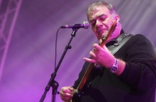 Ο Δημήτρης Σταρόβας