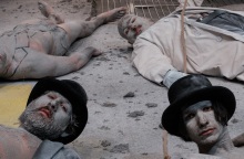 Περιμένοντας τον Γκοντό στο Θέατρο Πόρτα, σε σκηνοθεσία Θωμά Μοσχόπουλου