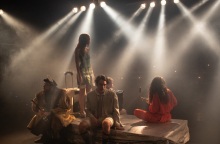 Η γραμμή του ορίζοντα στο Θέατρο Χώρα