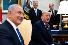 Ο Ισραηλινός πρωθυπουργός Μπέντζαμιν Νετανιάχου και ο εκλεγμένος πρόεδρος των ΗΠΑ, Ντόναλντ Τραμπ
