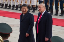 Ο Ντόναλντ Τραμπ με τον πρόεδρο της Κίνας Σι Τζινπίνγκ