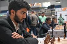 Σκάκι: Ινδός έφηβος έγινε ο νεότερος παγκόσμιος πρωταθλητής