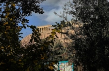 Ακροπολη, δεντρα, συννεφα