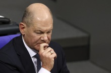 Μπρος ολοταχώς για πρόωρες εκλογές στη Γερμανία: Ψήφος δυσπιστίας για τον Σολτς