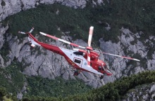 Ιταλία: Διασώστες ανέσυραν την εγκλωβισμένη σπηλαιολόγο - Ήταν παγιδευμένη για τρεις ημέρες