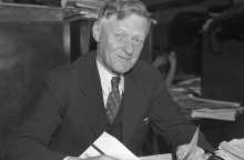 Σαν σήμερα τυπώνεται το πρώτο σταυρόλεξο - Διαθέτει 32 τετραγωνάκια και αμέσως προκαλεί φρενίτιδα