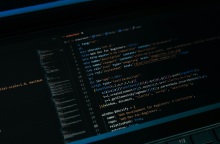 Χάκερ έκλεβε σήμα συνδρομητικών καναλιών, το επανακωδικοποιούσε και το πωλούσε