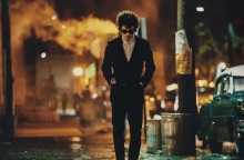 Ο Τιμοτέ Σαλαμέ ως Μπομπ Ντίλαν