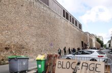 Γαλλία: Πέντε εργαζόμενοι σε φυλακή κρατούνται όμηροι από κρατούμενο