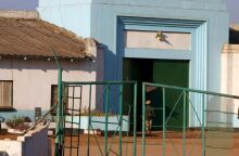 Ζάμπια: Μεθυσμένος αστυνομικός απελευθέρωσε 13 κρατούμενους για να γιορτάσουν την... Πρωτοχρονιά