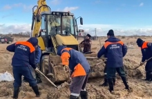 συνεργειο καθαρισμου, εσκαφεας, παραλια, θαλασσα