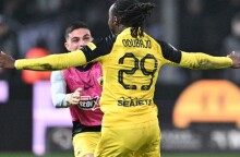 ΠΑΟΚ-ΑΕΚ 1-1: Κιτρινόμαυρη πρόκριση στην Τούμπα