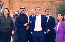 Ο Κυριάκος Μητσοτάκης με υπουργούς